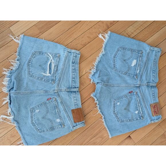 SET OF 2: Levi’s Premium 501 Original Distressed Cutoff Shorts - Light Wash W29 - Picture 6 of 11